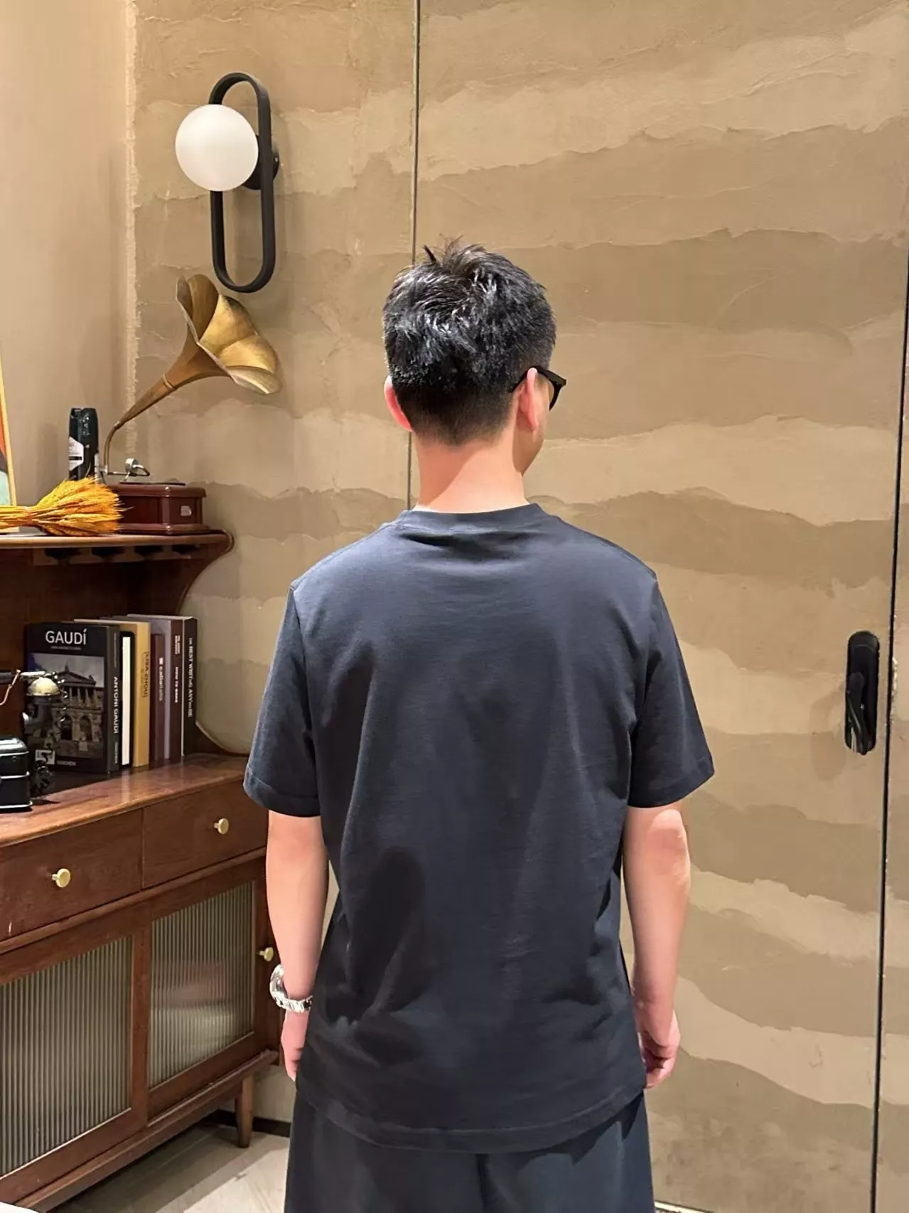 아크네스튜디오 발포 레터링 프린트 반소매 티셔츠 상세 이미지 17