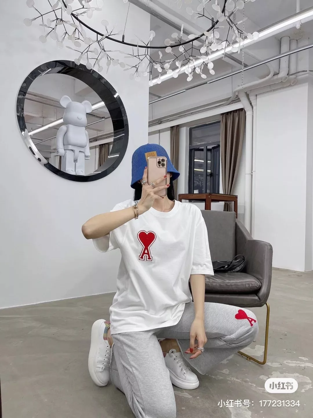 아미 하트 로고 자수 반소매 티셔츠 상세 이미지 14