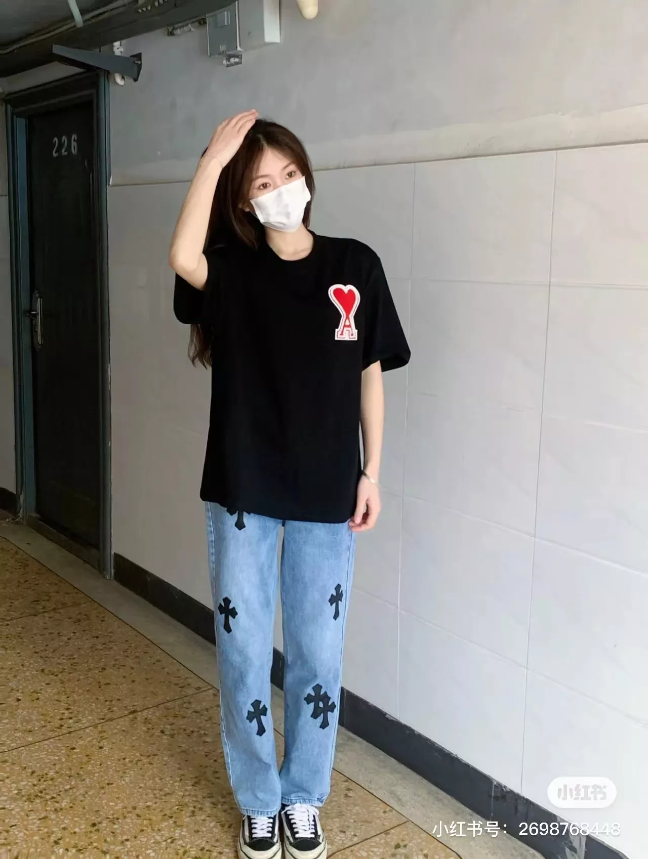 아미 하트 로고 자수 반소매 티셔츠 상세 이미지 11