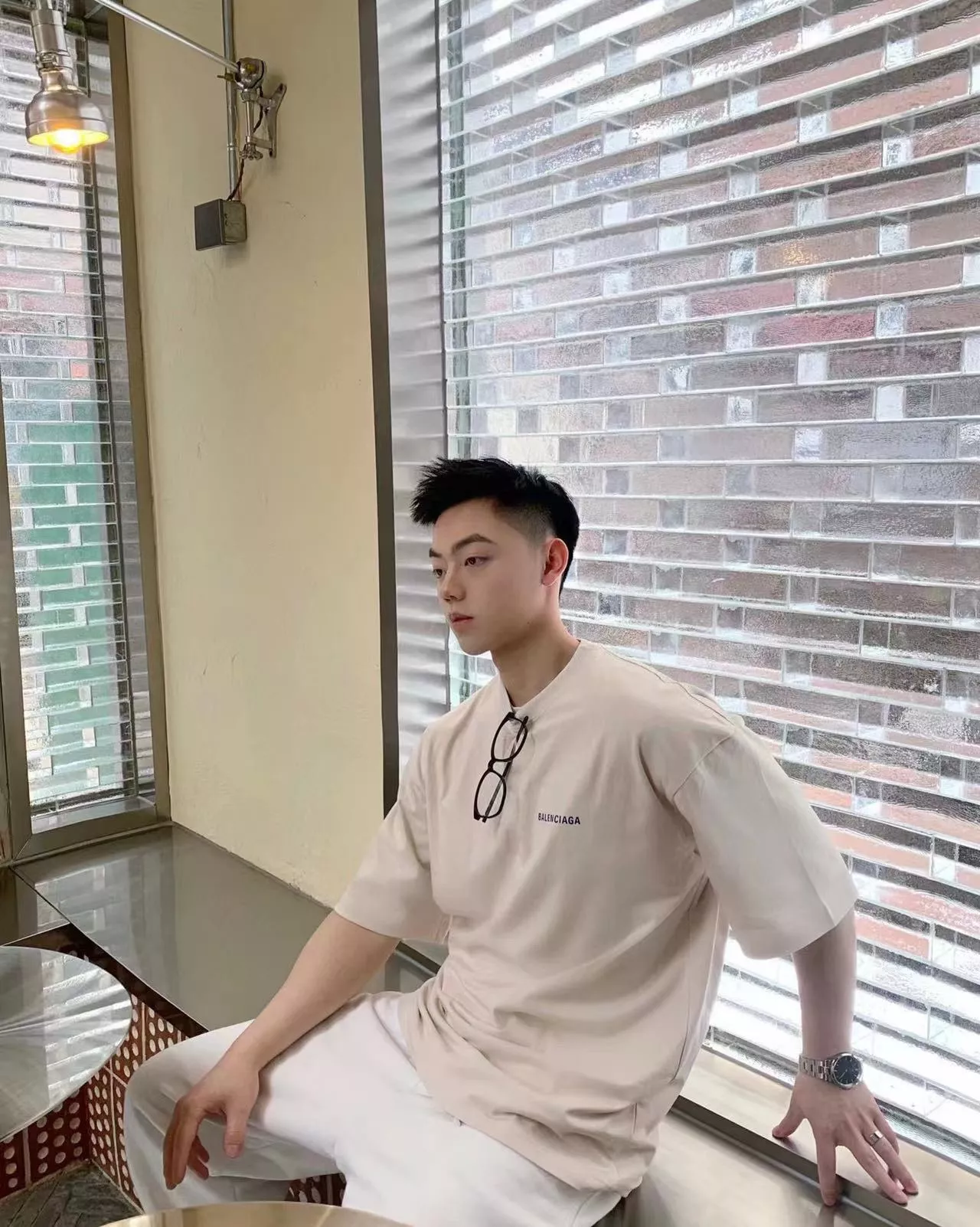 발렌시아가 전후면 레터링 프린트 반소매 상세 이미지 18