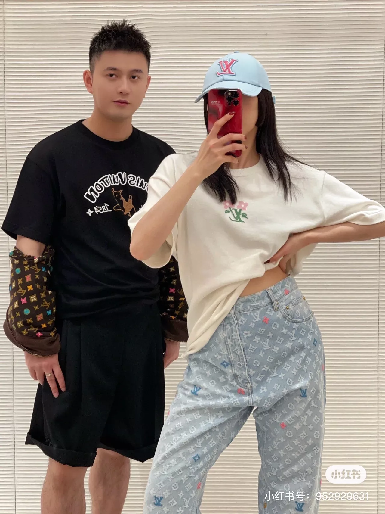 루이비통 타일러 협업 불독 프린트 반소매 상세 이미지 19