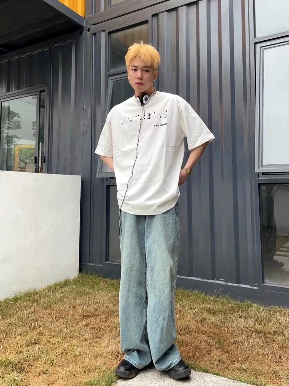 발렌시아가 블러 프린트 오버핏 반팔 상세 이미지 15