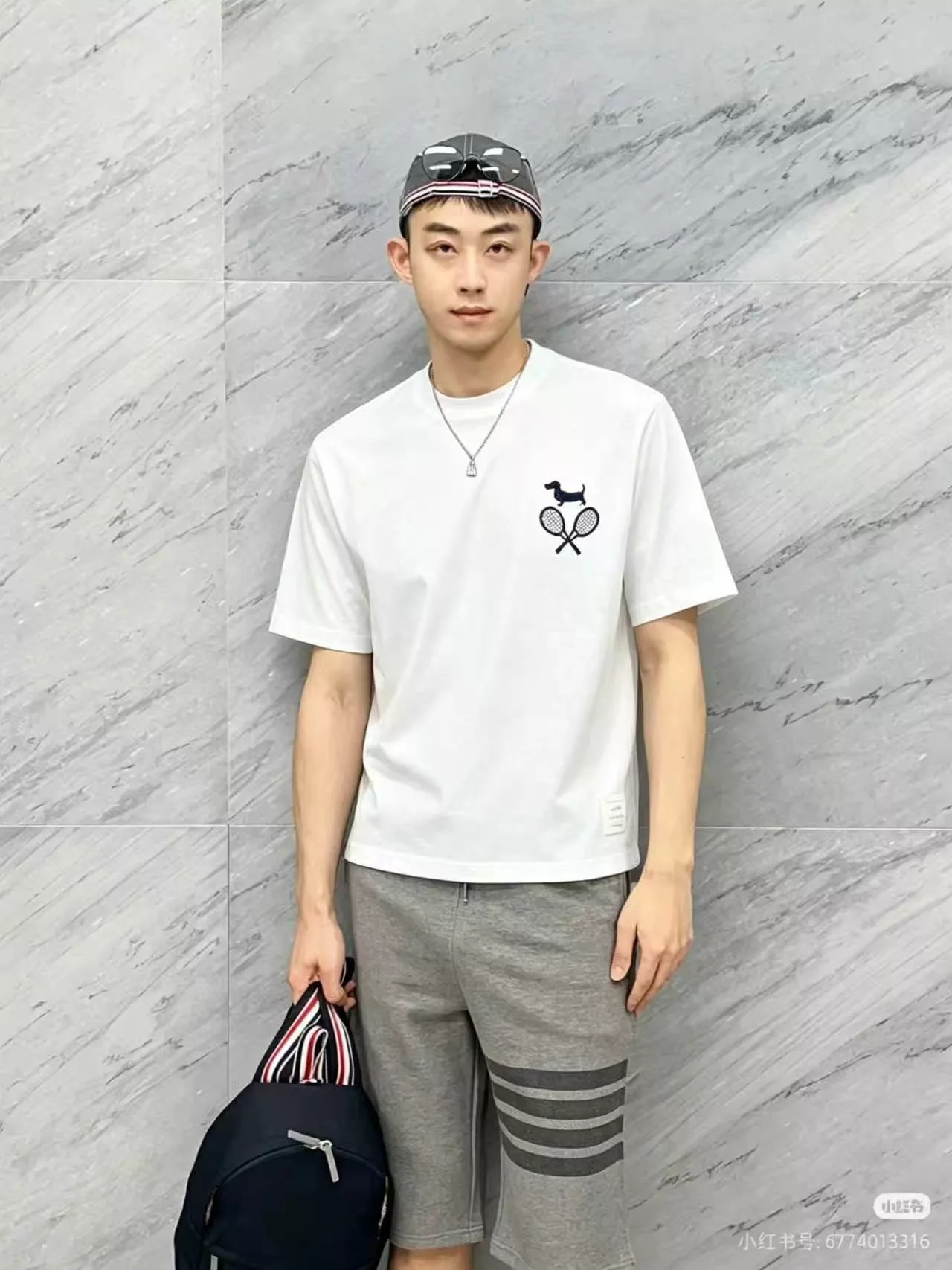 톰브라운 테니스 강아지 그래픽 반소매 탑 상세 이미지 17