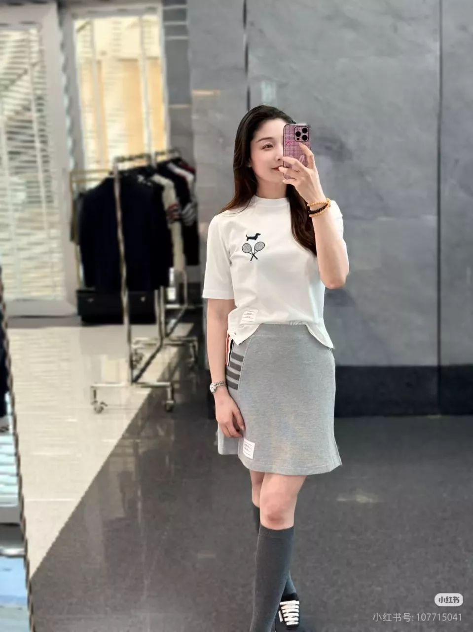 톰브라운 테니스 강아지 그래픽 반소매 탑 상세 이미지 11
