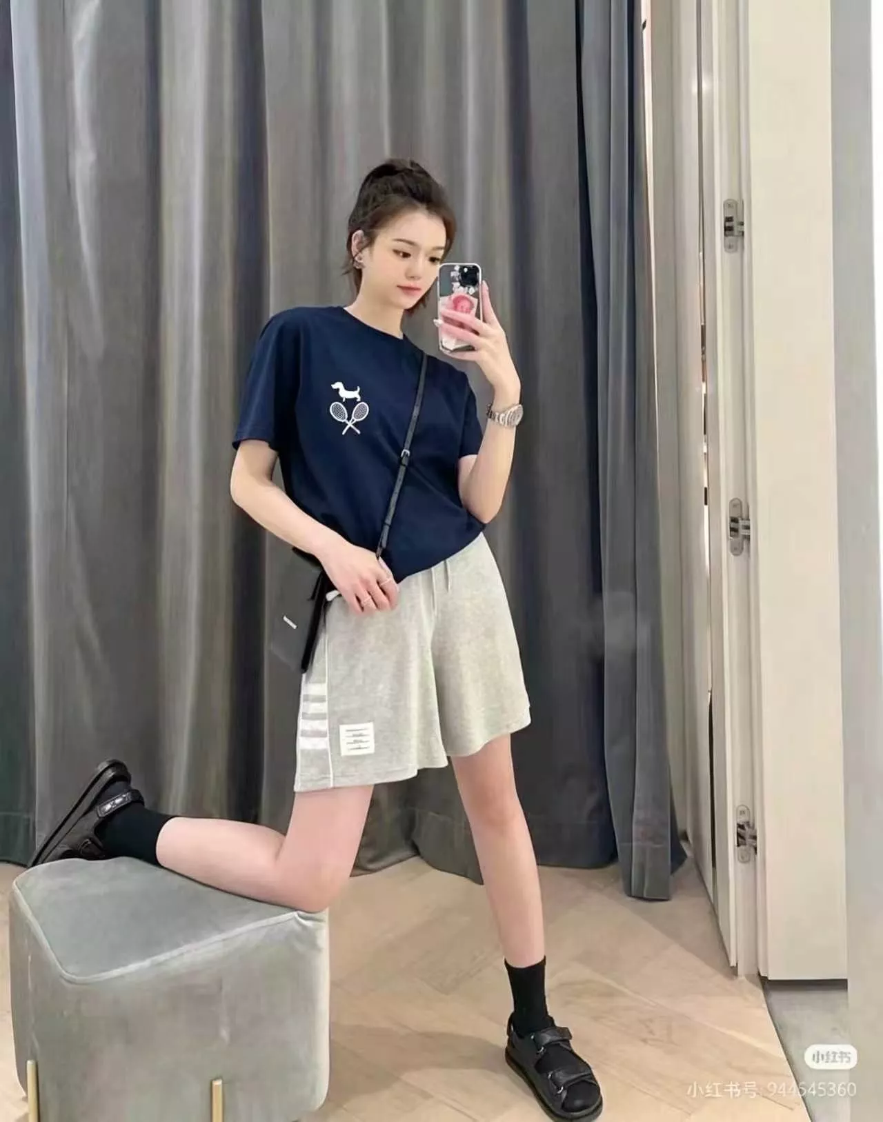 톰브라운 테니스 강아지 자수 반소매 탑 상세 이미지 11