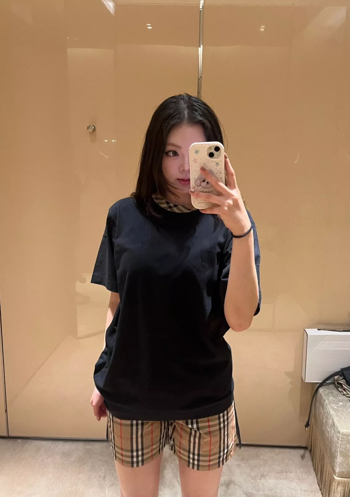 버버리 체크 칼라 배색 라운드 반소매 티셔츠 상세 이미지 17