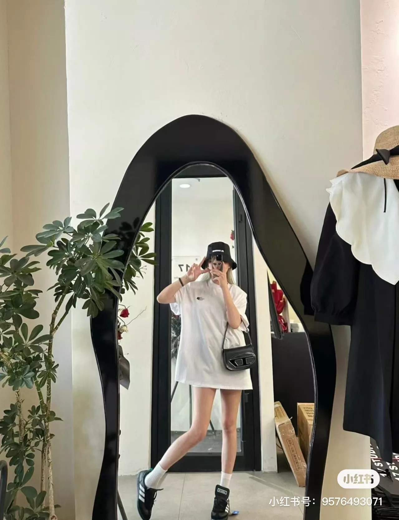 노스페이스 클래식 로고 프린트 반소매 상세 이미지 15