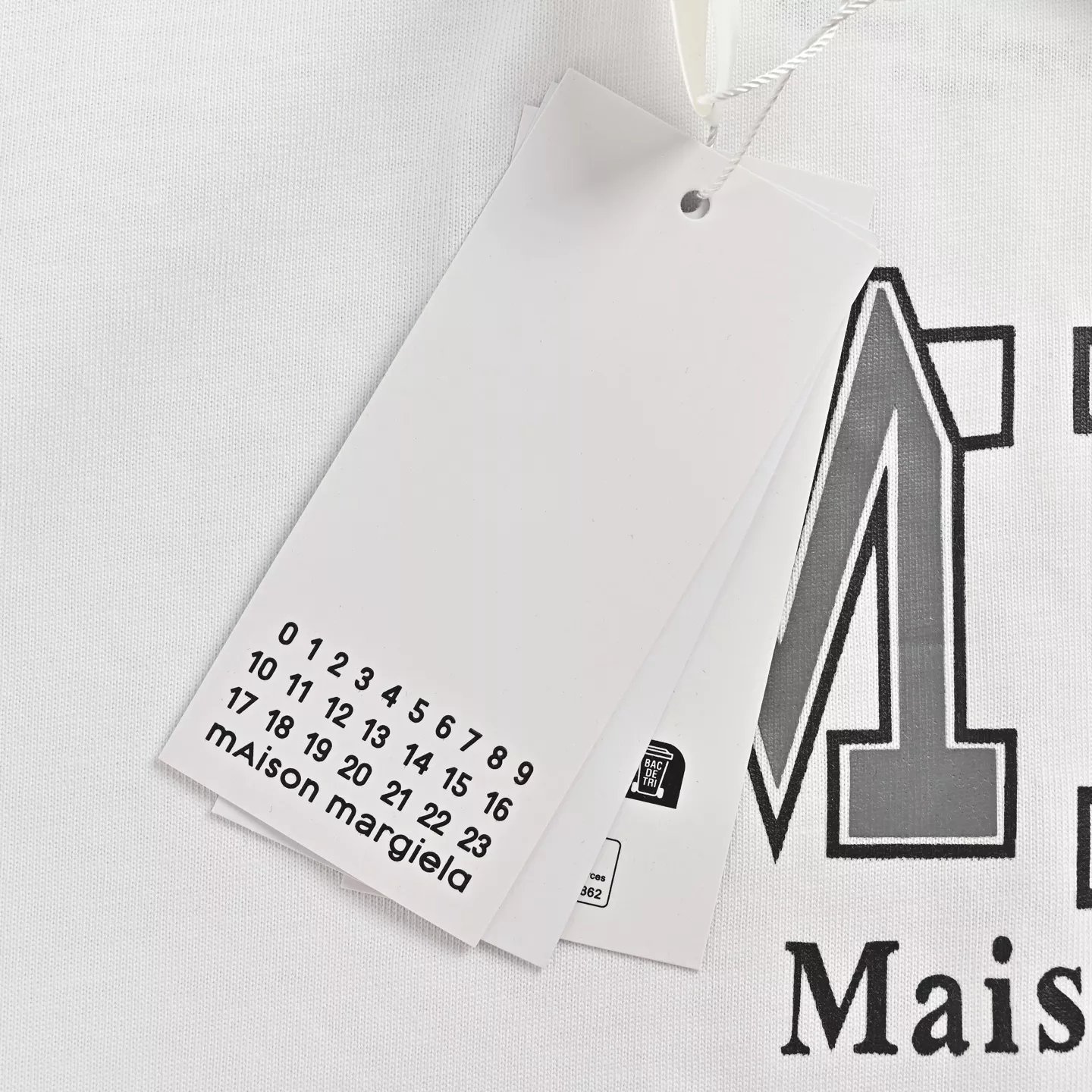 메종마르지엘라 MM10 프린트 라운드 반소매 티셔츠 상세 이미지 7