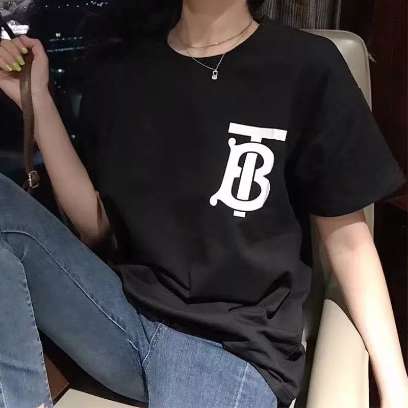 버버리 클래식 TB 레터링 반소매 티셔츠 상세 이미지 24