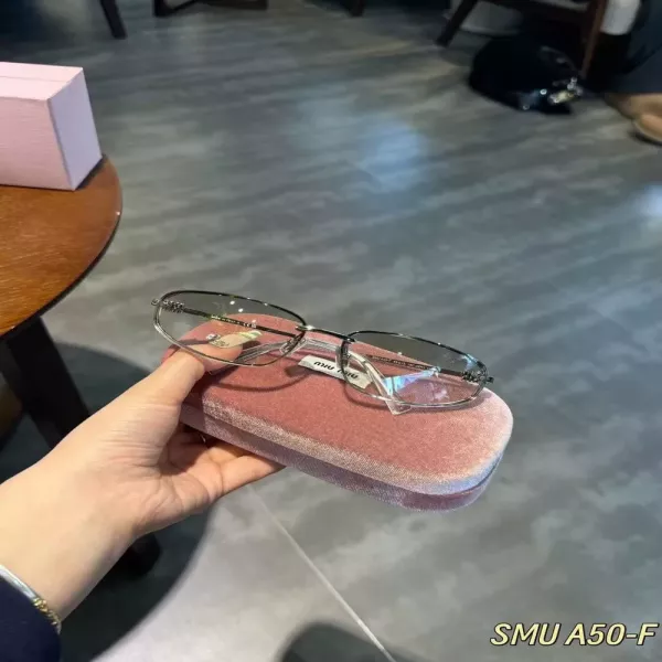 미우미우 신상 선글라스