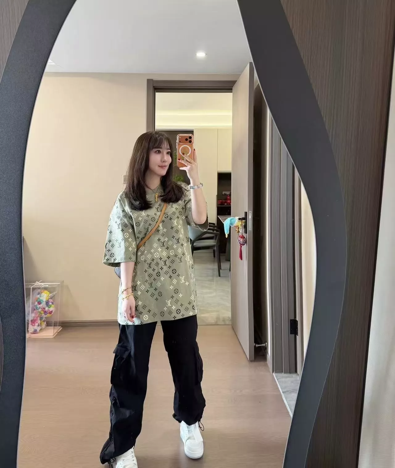 루이비통 모노그램 그라데이션 반소매 상세 이미지 11