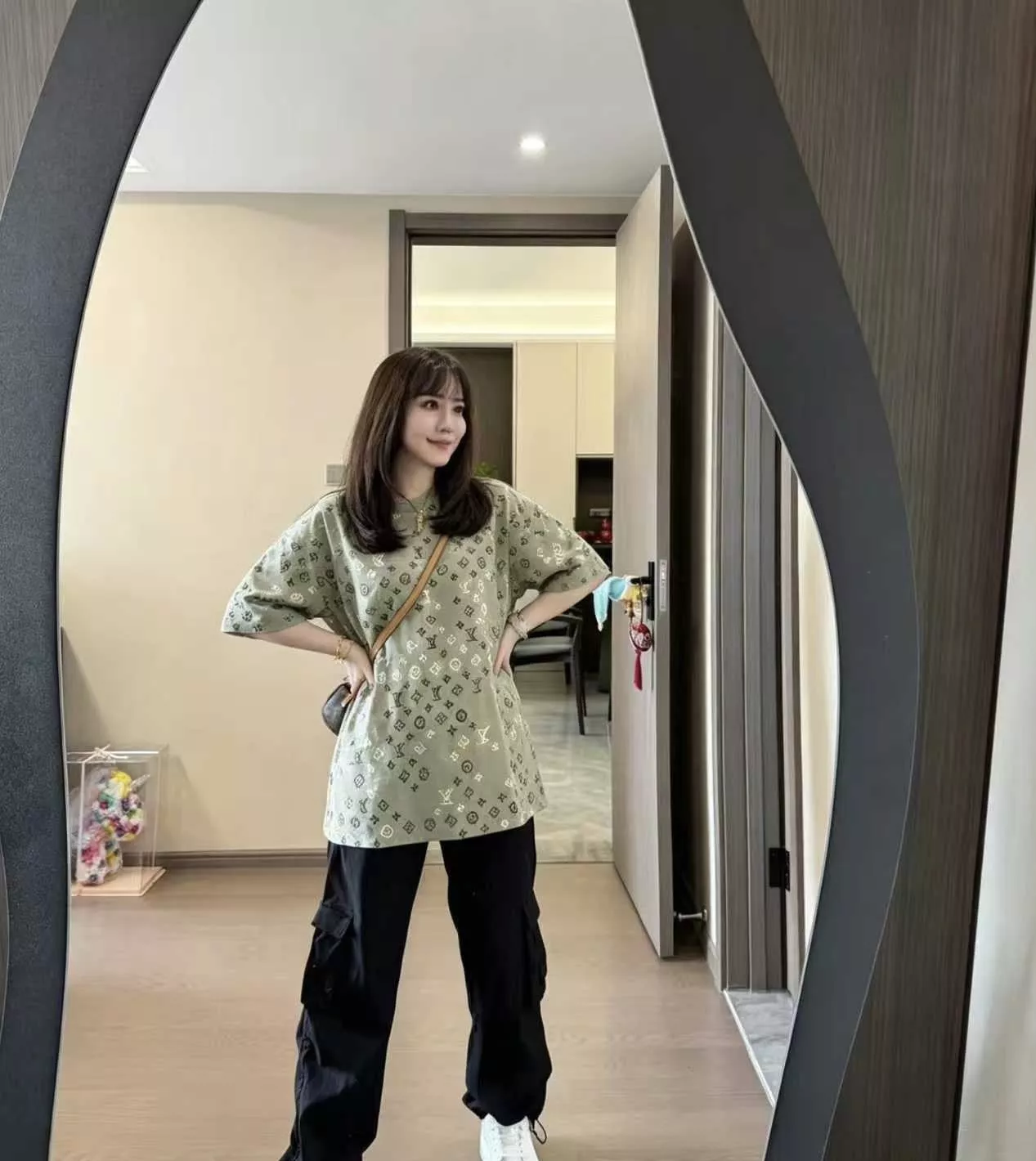 루이비통 모노그램 그라데이션 반소매 상세 이미지 15