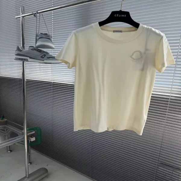 몽클레어 원형 넥 로고 반소매 티셔츠