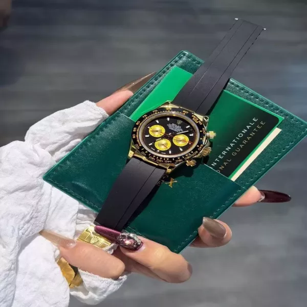롤렉스 디통나 블랙 다이얼 러버 스트랩 시계
