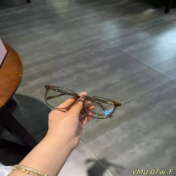 미우미우 무테 보드 프레임 안경