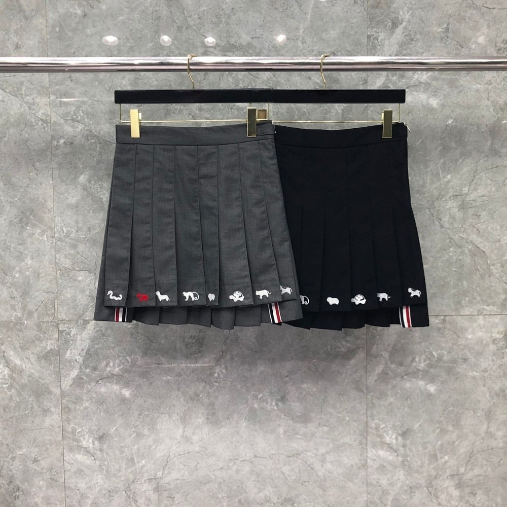 톰브라운 동물 자수 플리츠 스커트