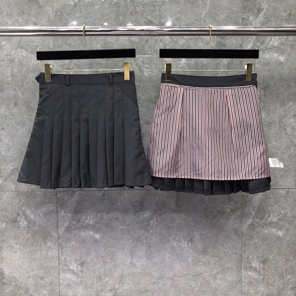톰브라운 플리츠 안감 스커트