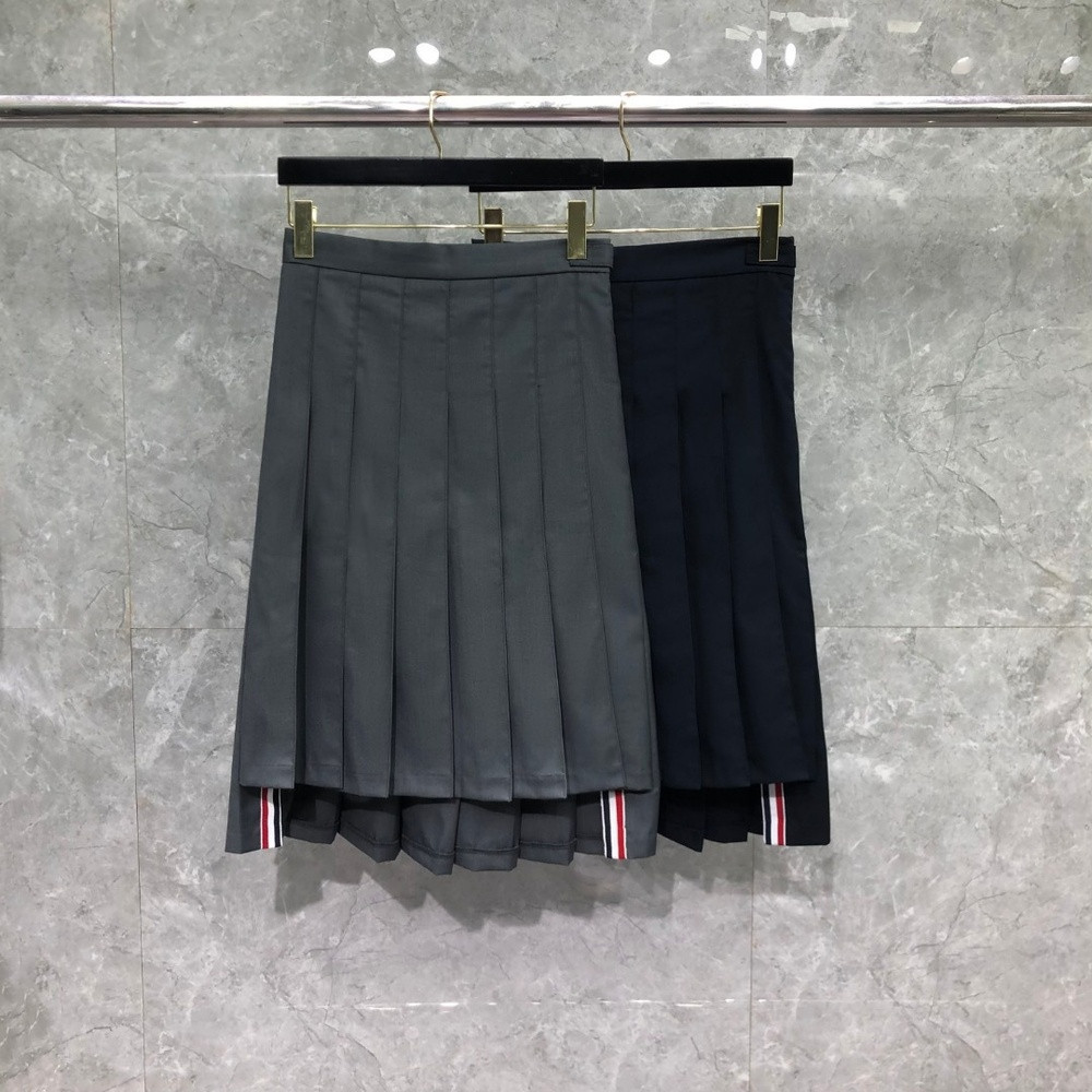 톰브라운 삼선 안감 플리츠 스커트