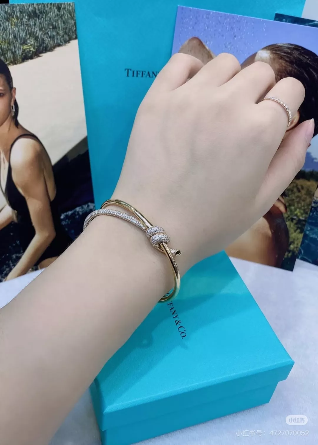 티파니앤코 클래식 로고 뱅글 팔찌 상세 이미지 15