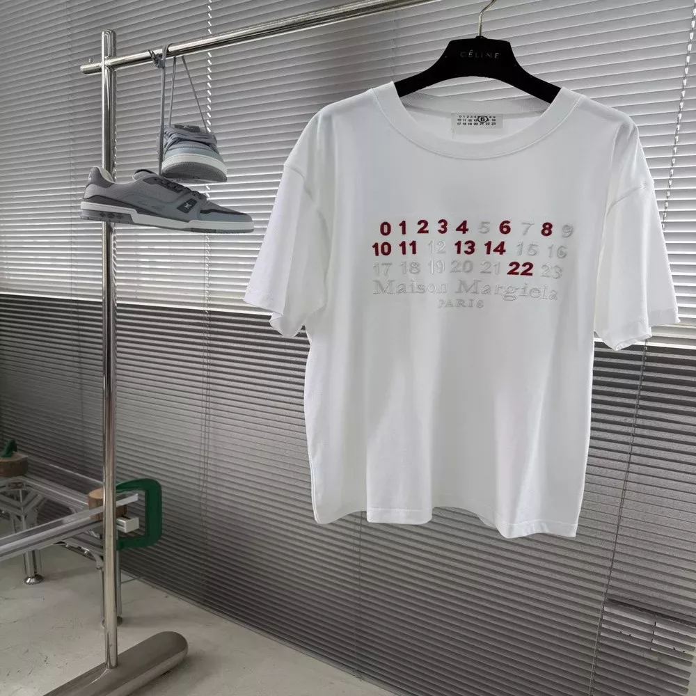 메종마르지엘라 넘버 자수 포인트 반소매 티셔츠