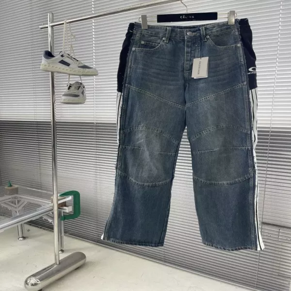 발렌시아가 컷업 배색 데님 팬츠