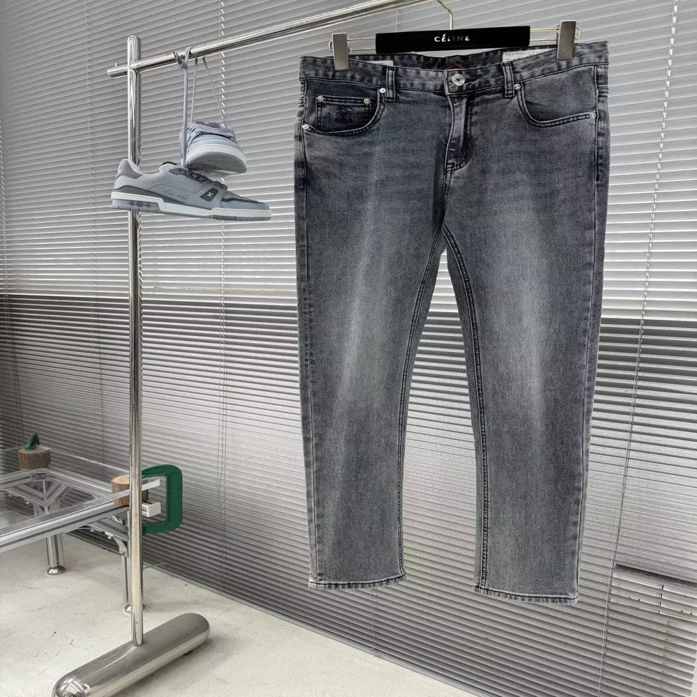 브루넬로쿠치넬리 스모크 그레이 워싱 데님 팬츠