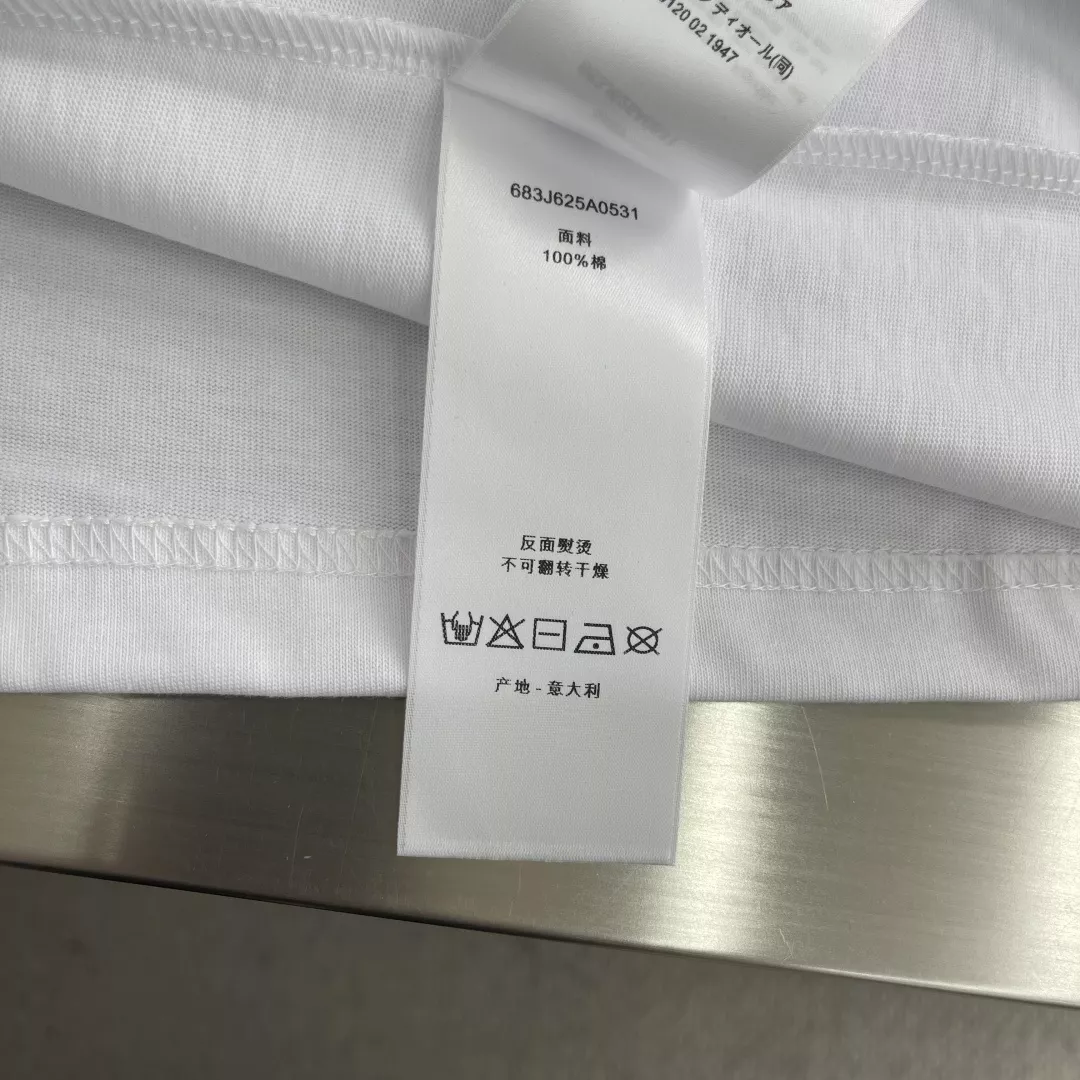 디올 고양이 자수 로고 반소매 티셔츠 상세 이미지 8