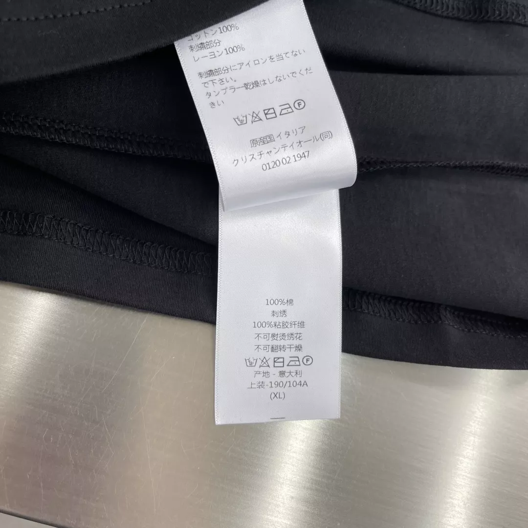 디올 CD 자수 라운드 반팔 티셔츠 상세 이미지 15