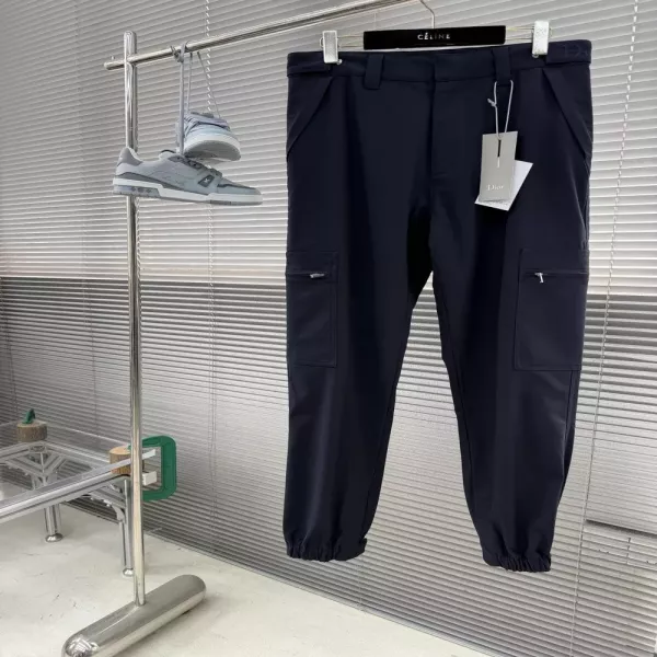 디올 자수 포인트 울 혼방 카고 팬츠