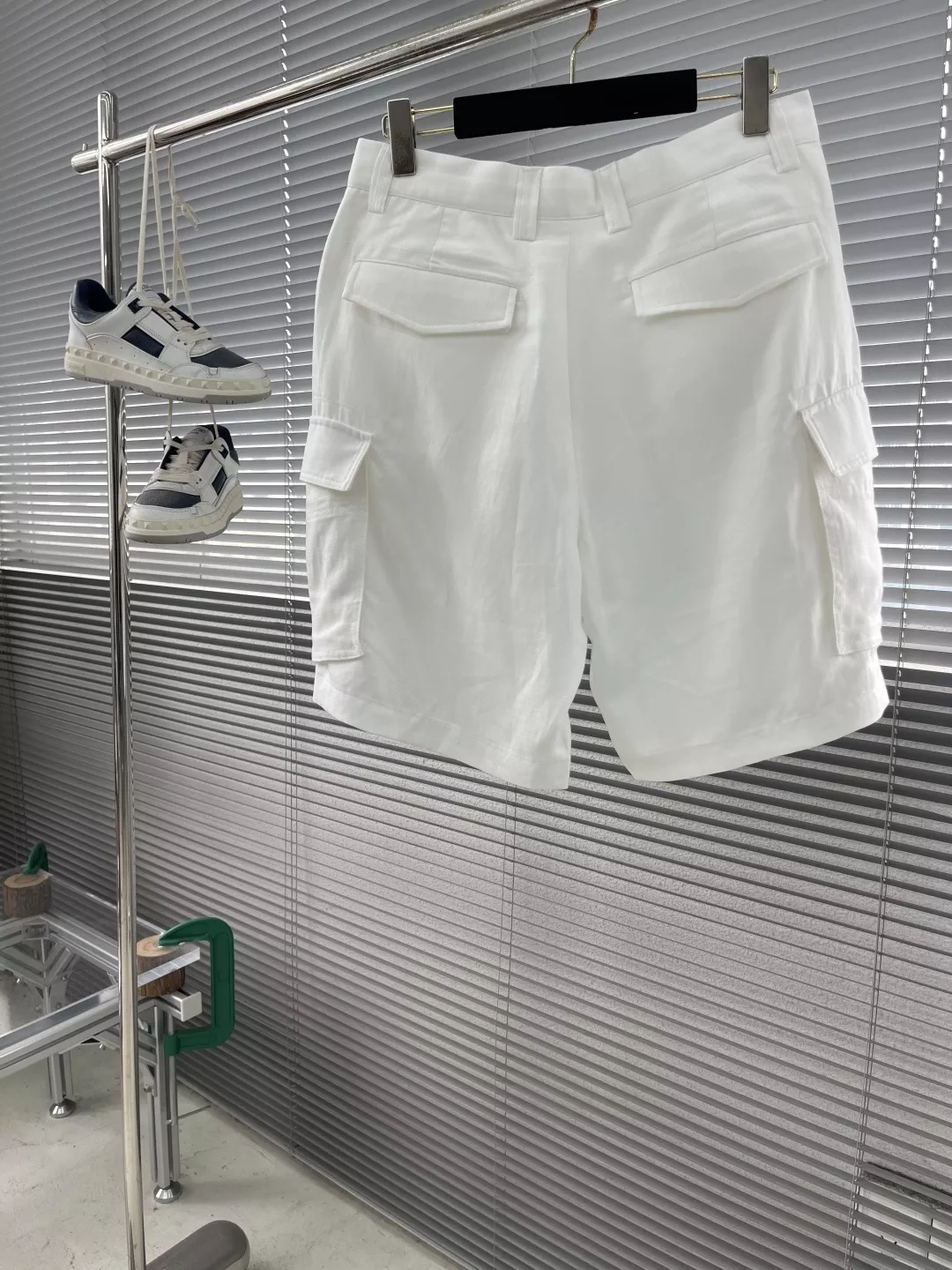 브루넬로쿠치넬리 코튼 린넨 헤링본 버뮤다 팬츠 상세 이미지 9