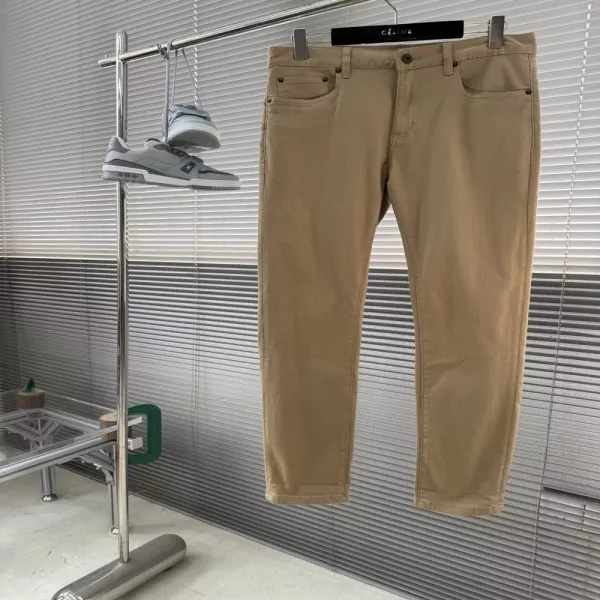 버버리 엠보 로고 데님 팬츠