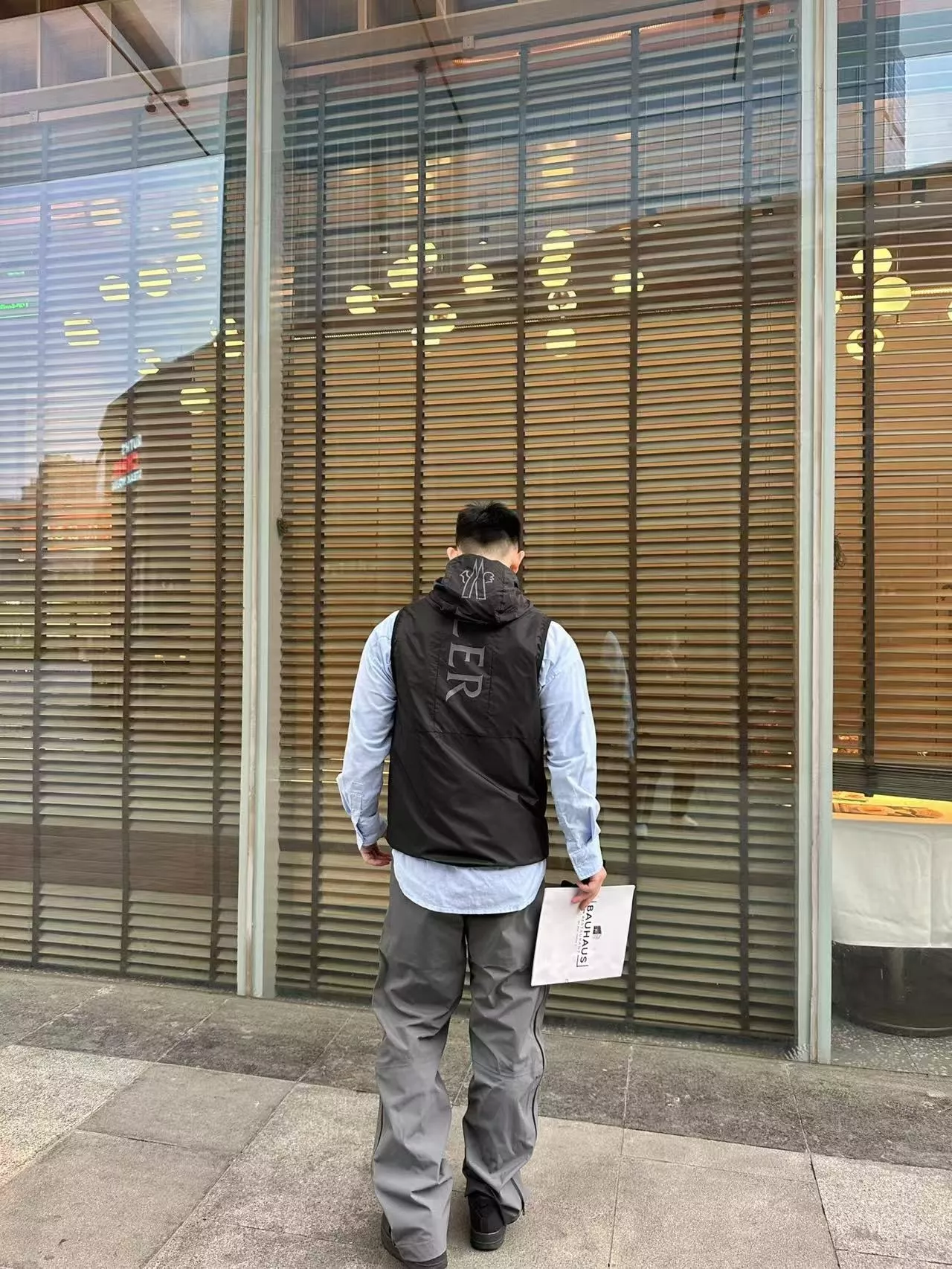 몽클레어 후드 경량 나일론 방풍 집업 베스트 상세 이미지 31
