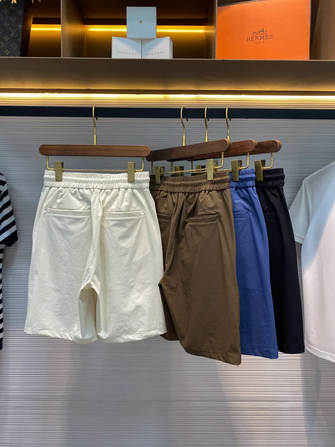 브루넬로쿠치넬리 배지 자수 드로스트링 쇼츠 상세 이미지 9
