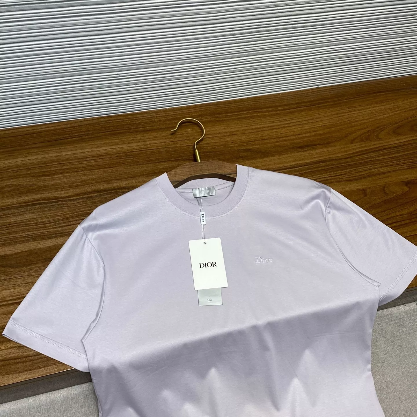 디올 로고 자수 라운드넥 반팔 티셔츠 상세 이미지 10