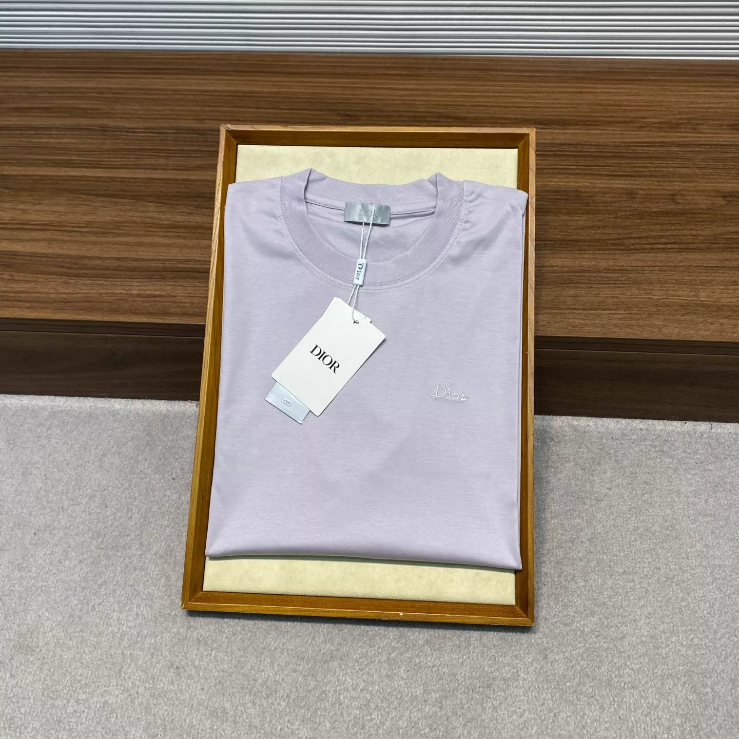 디올 로고 자수 라운드넥 반팔 티셔츠 상세 이미지 8