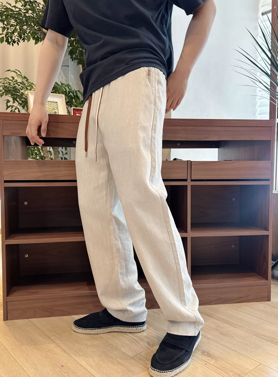 로로피아나 리오셀 린넨 혼방 스트링 팬츠 상세 이미지 22