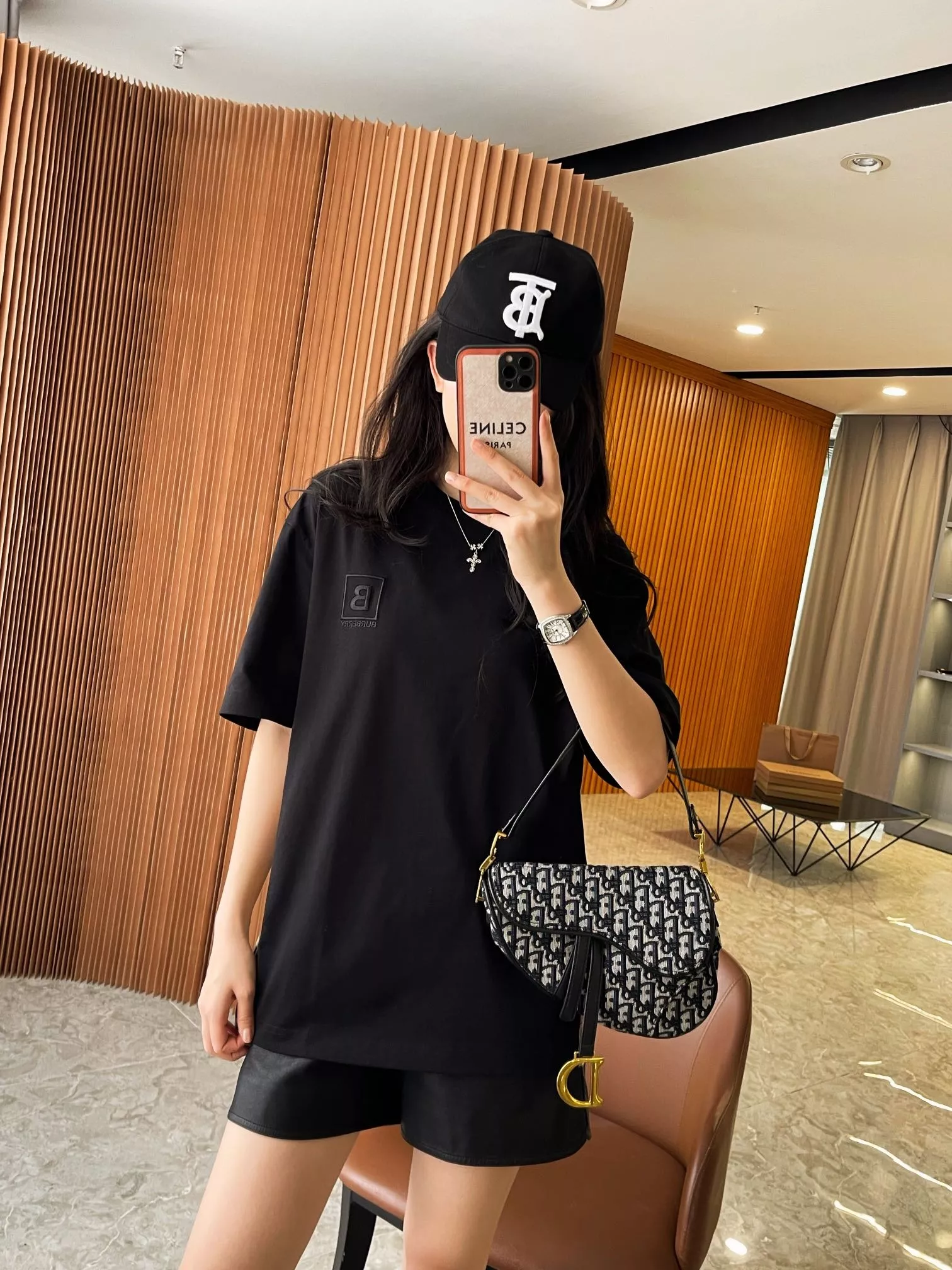 버버리 로고 자수 체크 패널 코튼 티셔츠 상세 이미지 55