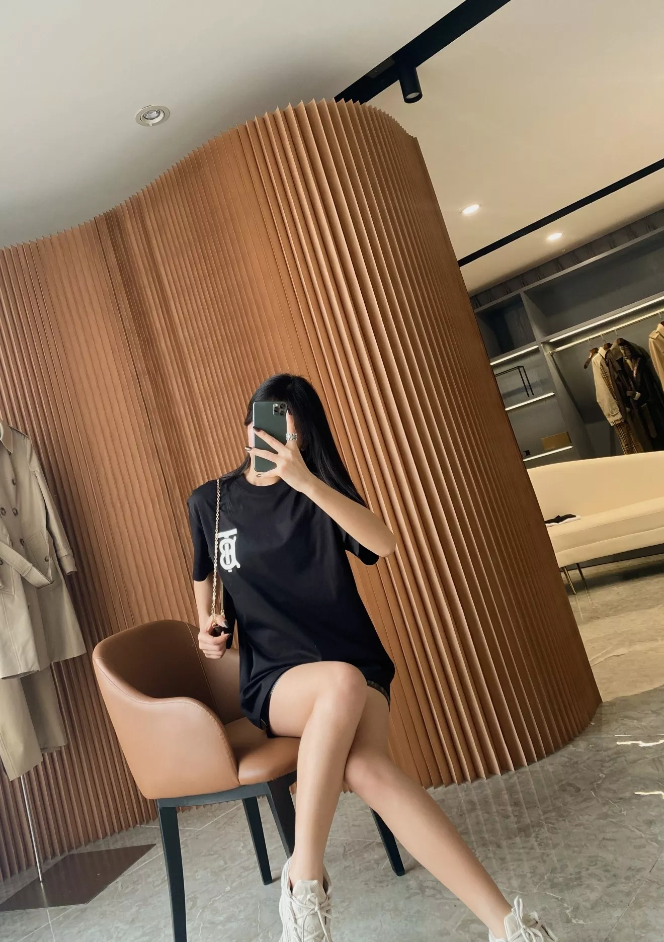 버버리 로고 프린트 루즈핏 라운드 티셔츠 상세 이미지 87