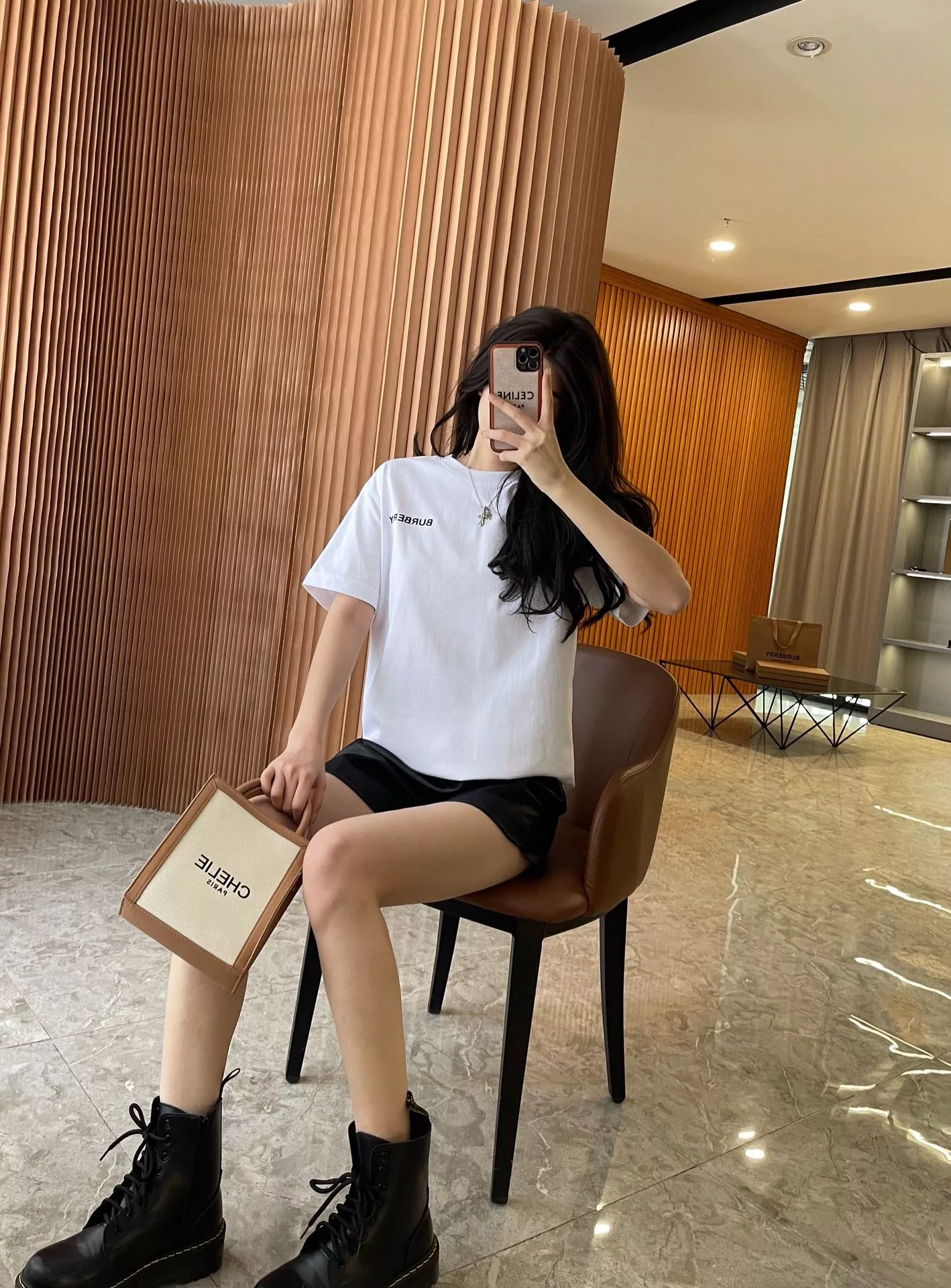 버버리 TB 자수 코튼 반소매 티셔츠 상세 이미지 87