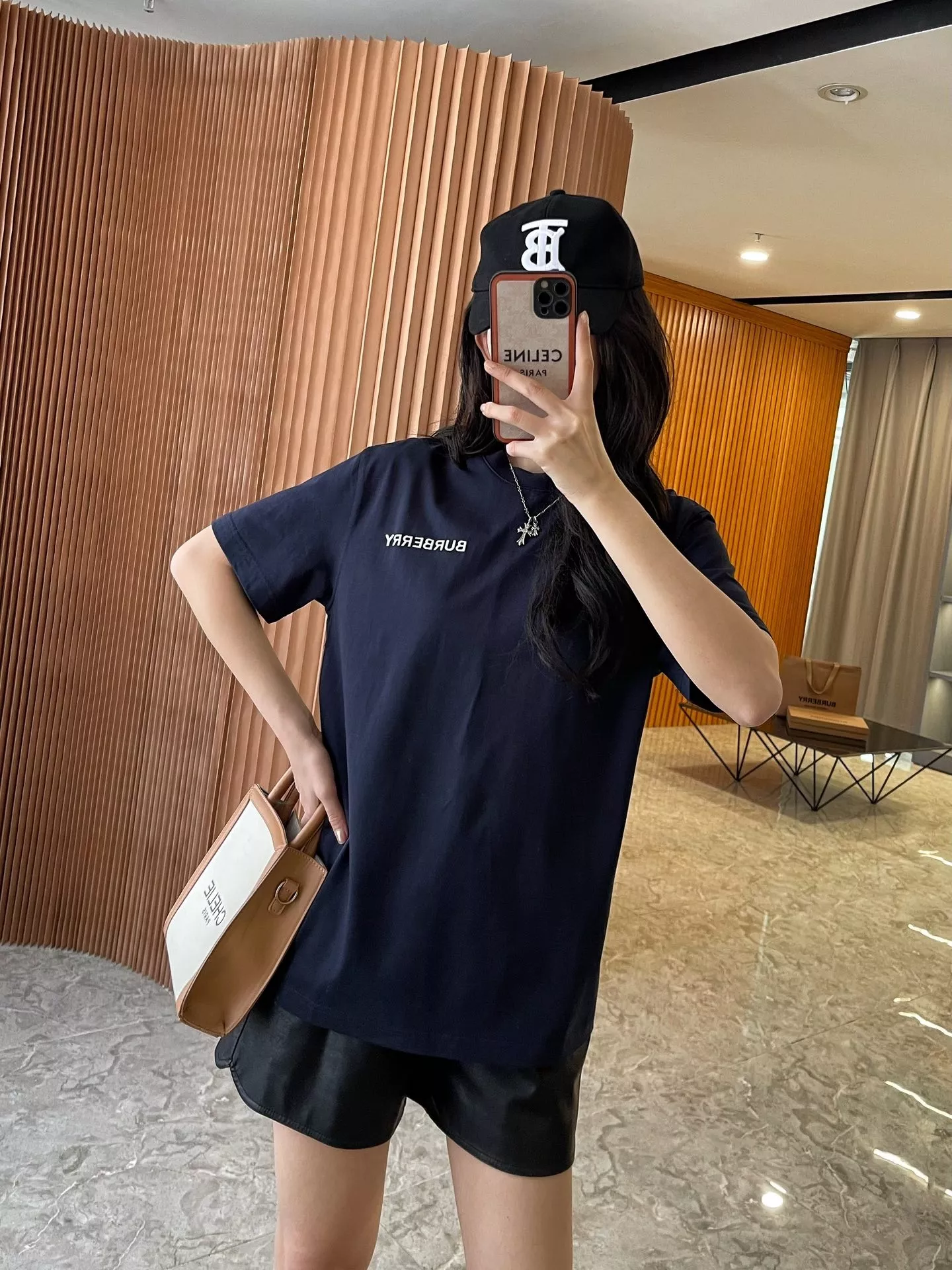버버리 TB 자수 코튼 반소매 티셔츠 상세 이미지 83