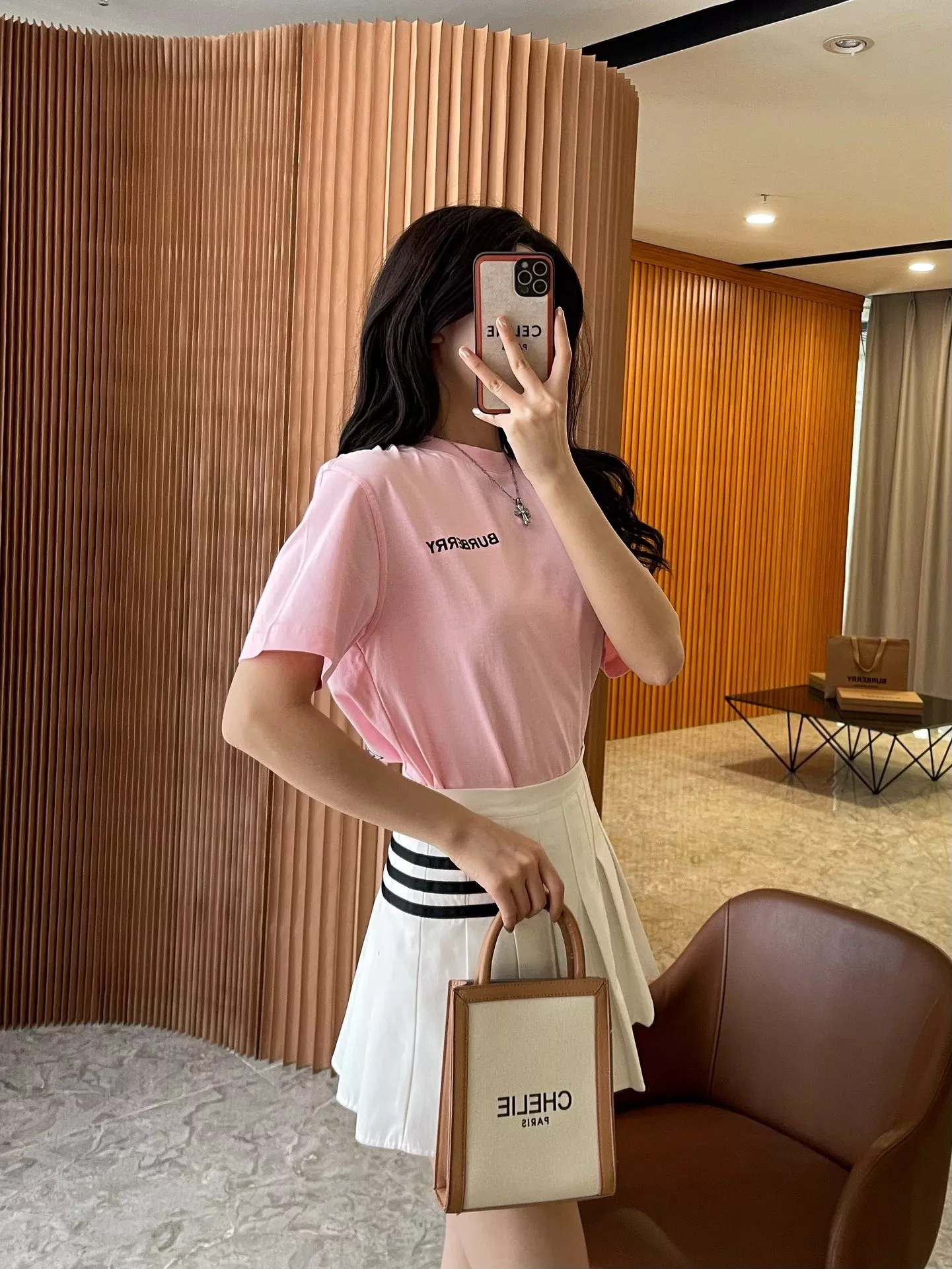 버버리 TB 자수 코튼 반소매 티셔츠 상세 이미지 76