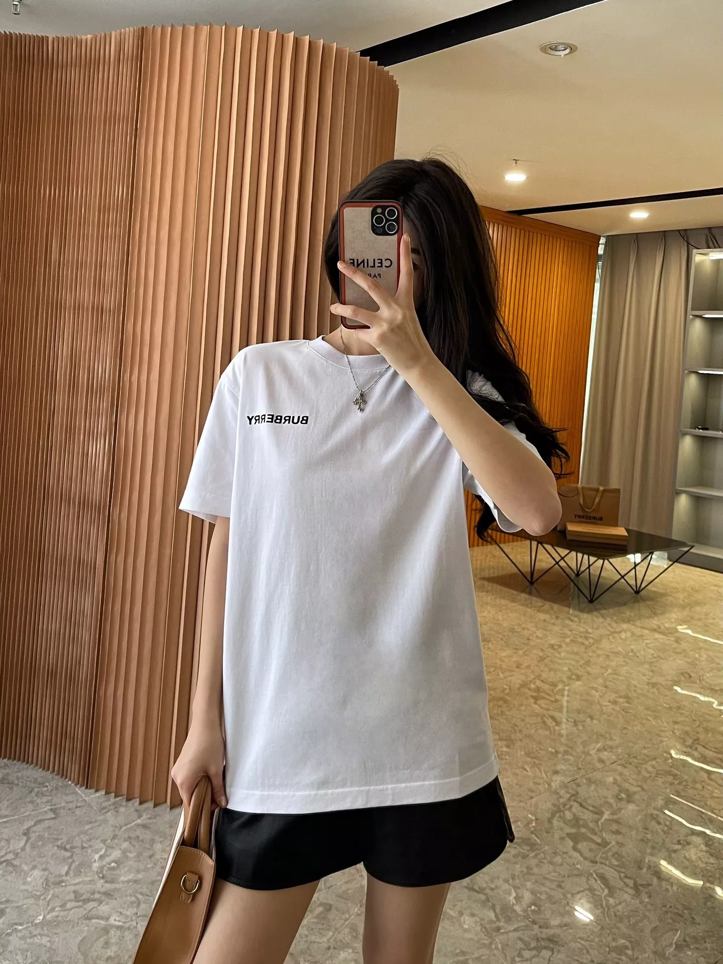 버버리 TB 자수 코튼 반소매 티셔츠 상세 이미지 90