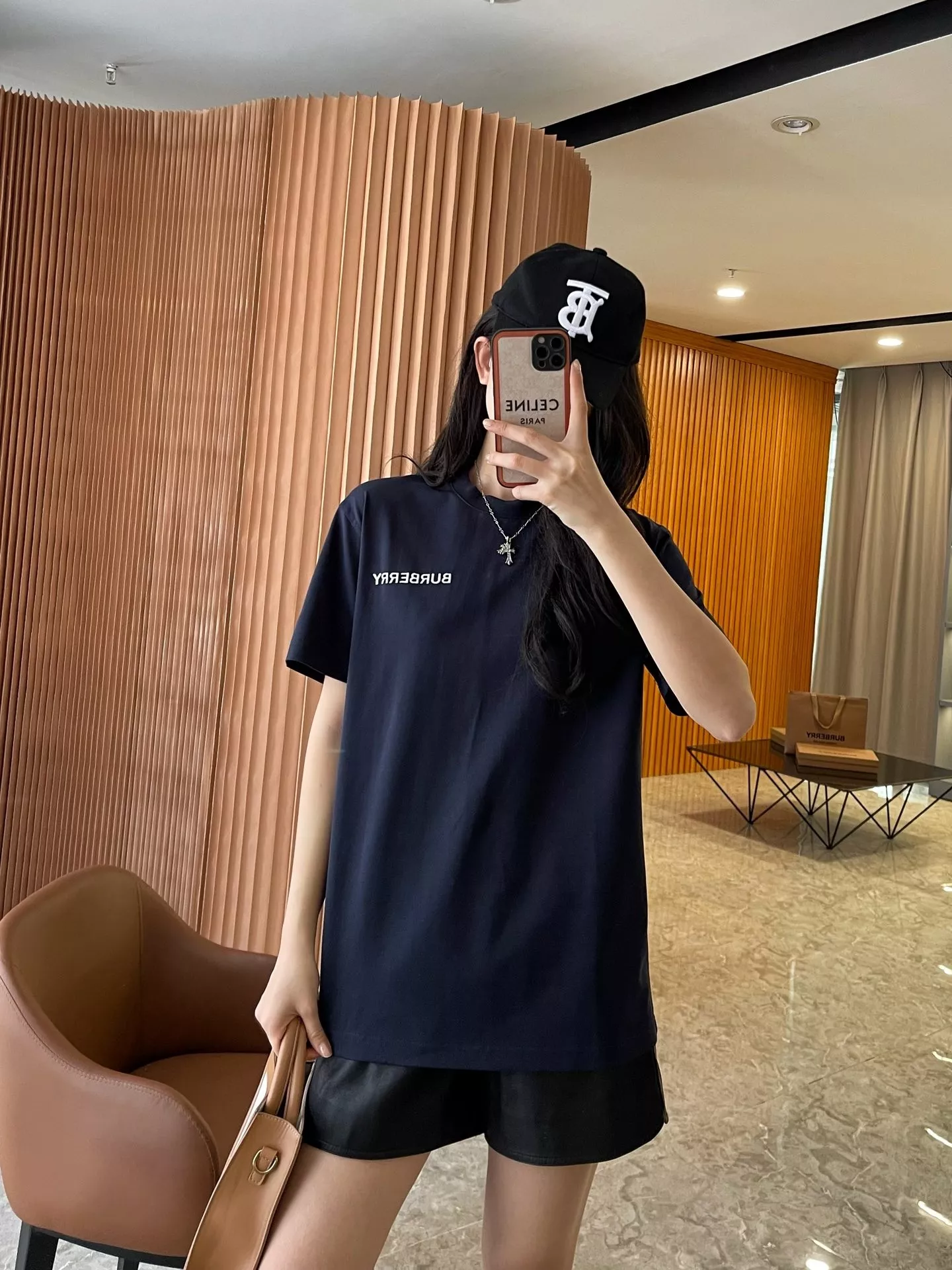 버버리 TB 자수 코튼 반소매 티셔츠 상세 이미지 79