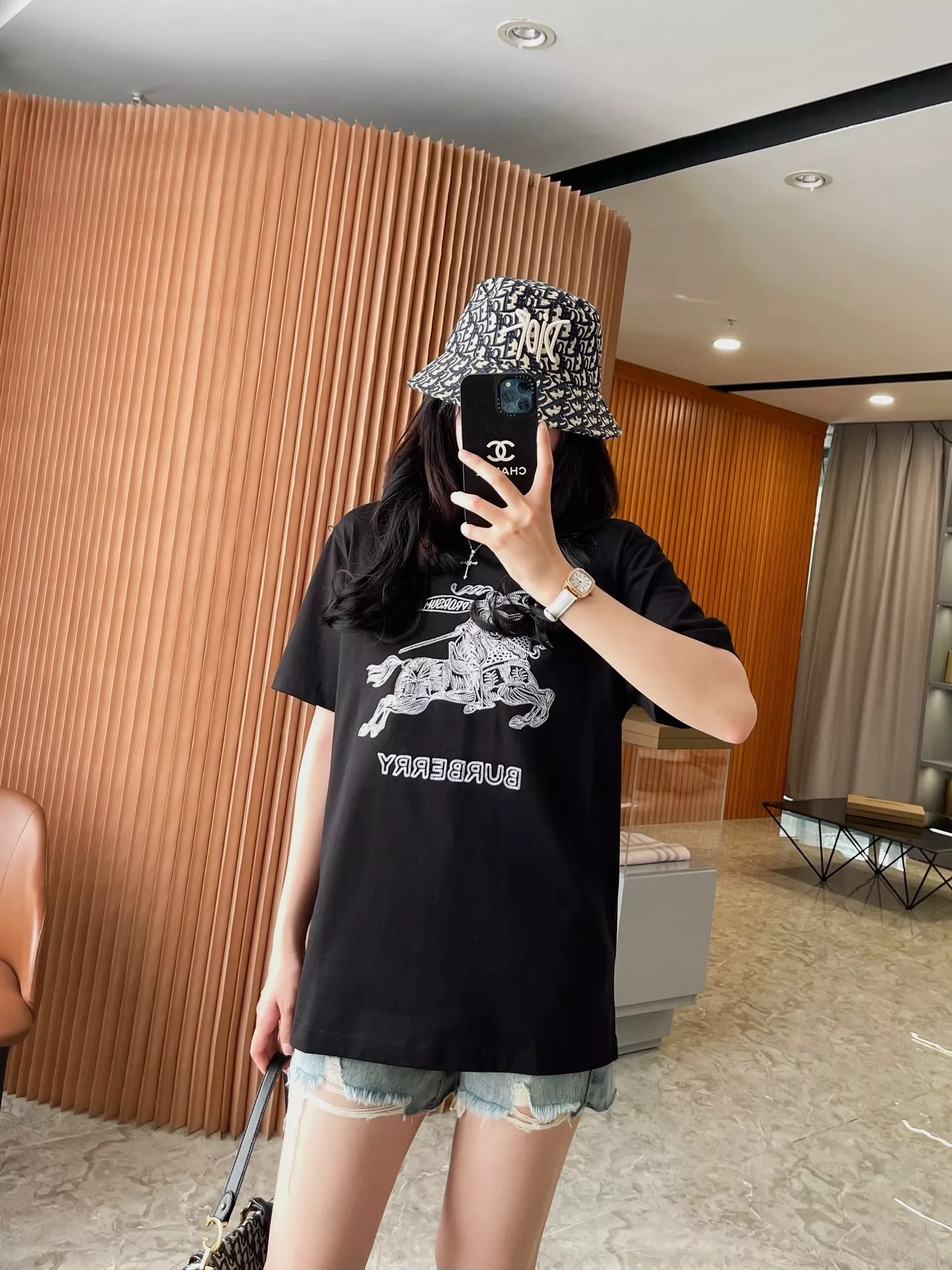 버버리 마술 기사 로고 자수 코튼 반팔 상세 이미지 39