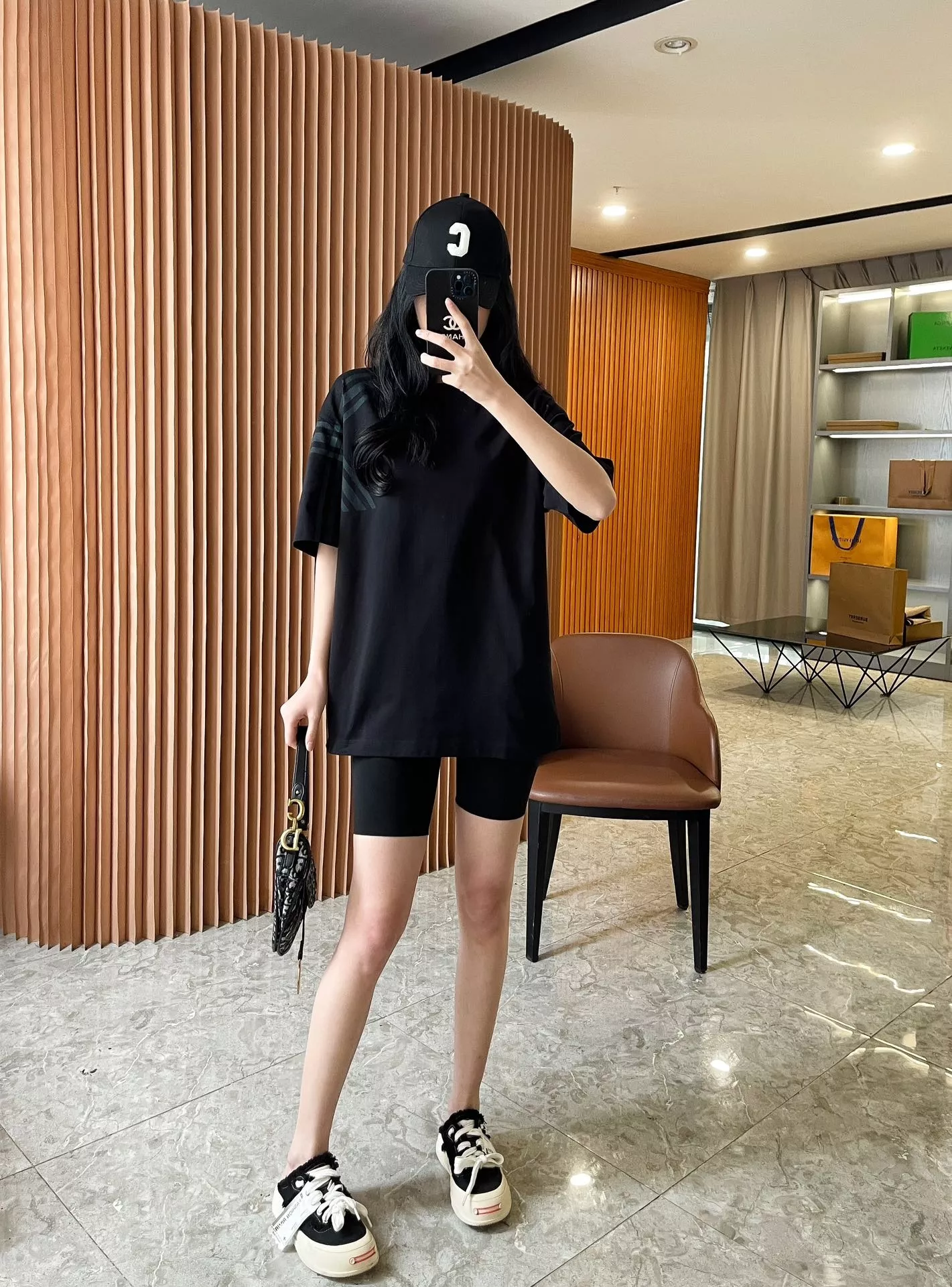 버버리 체크 슬리브 코튼 라운드 티셔츠 상세 이미지 90