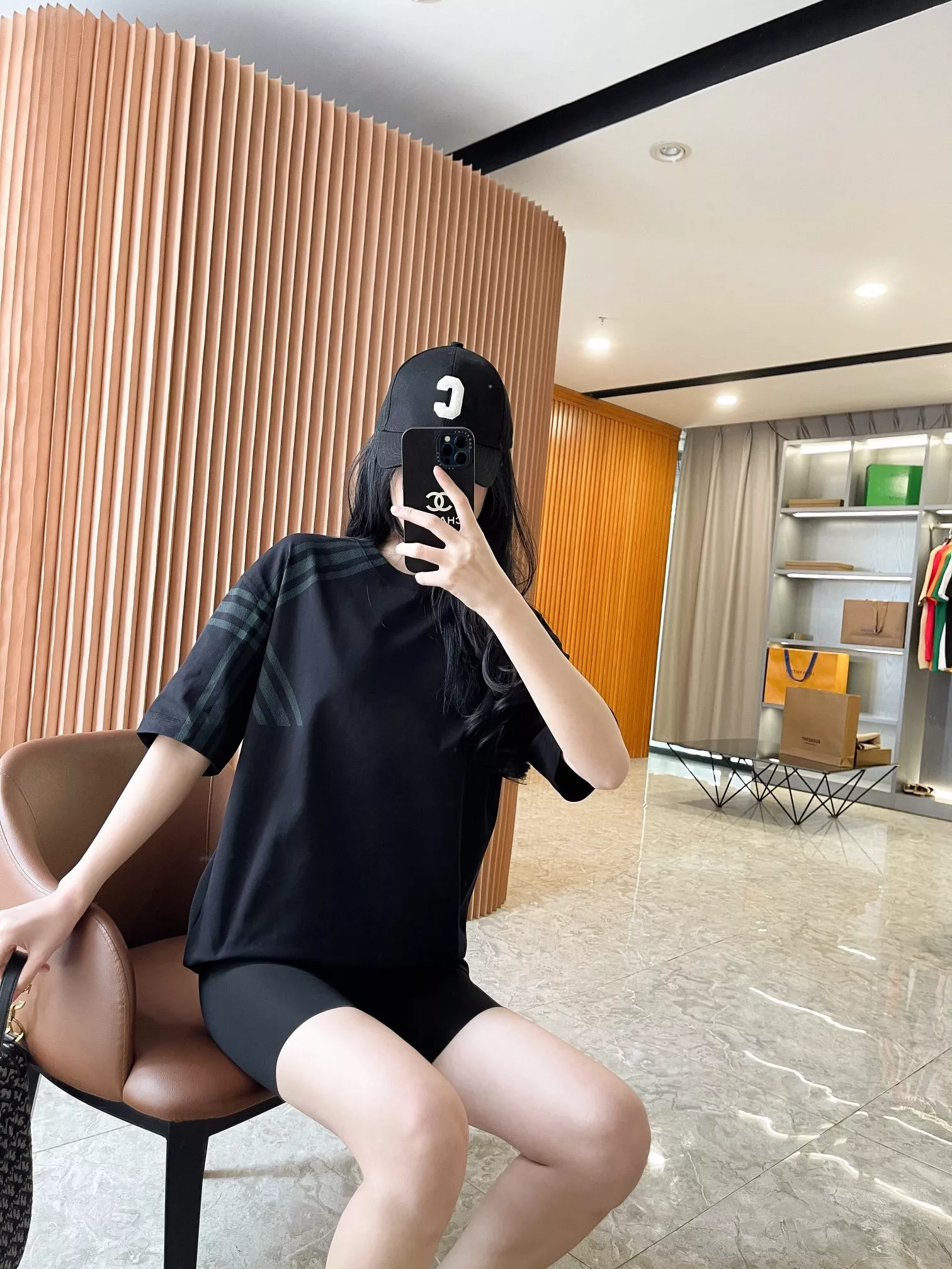 버버리 체크 슬리브 코튼 라운드 티셔츠 상세 이미지 91
