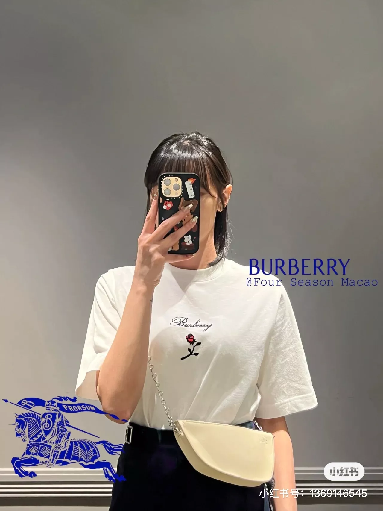 버버리 로즈 그래픽 자수 코튼 티셔츠 상세 이미지 30