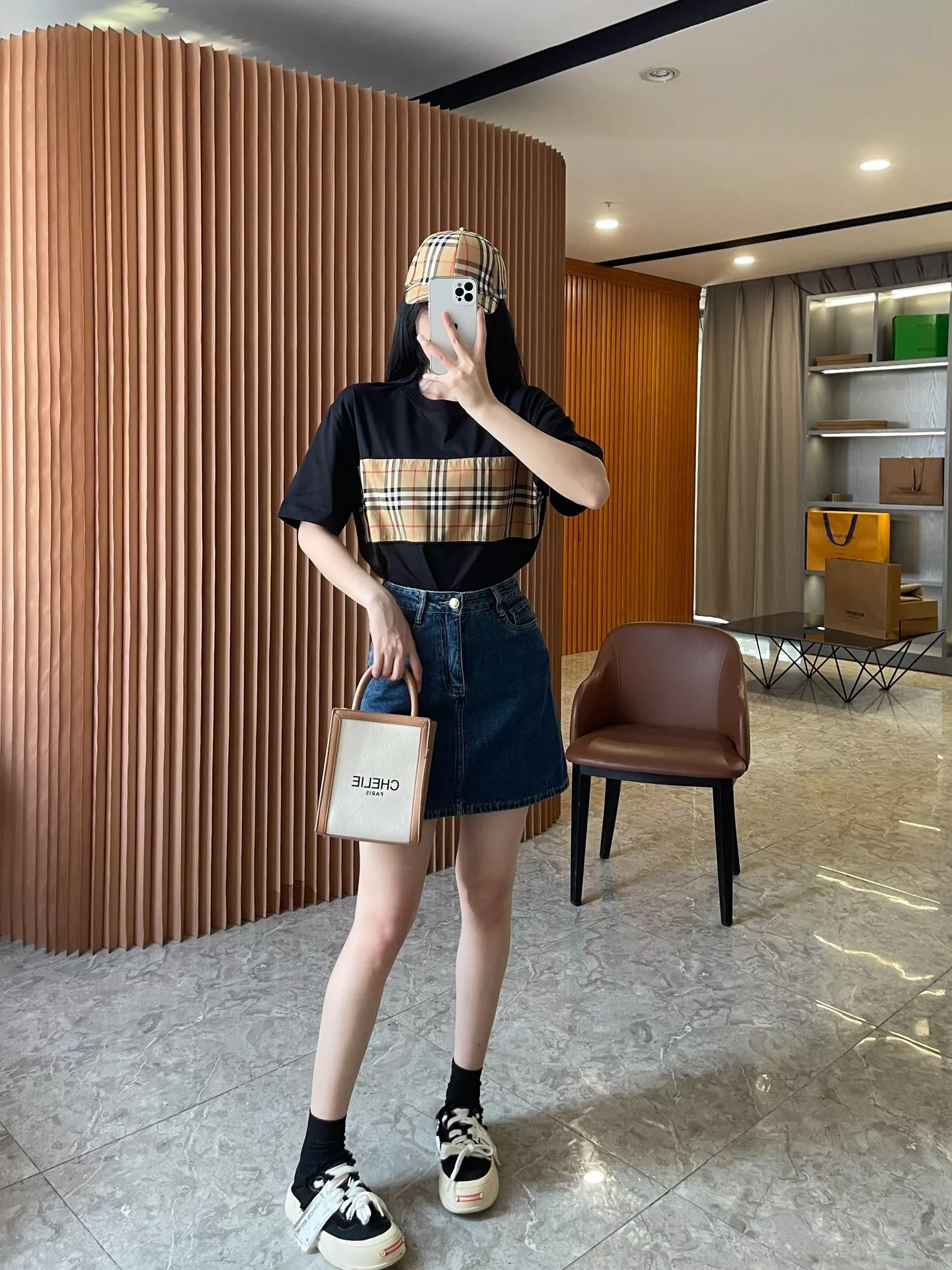 버버리 빈티지 체크 패널 코튼 티셔츠 상세 이미지 76