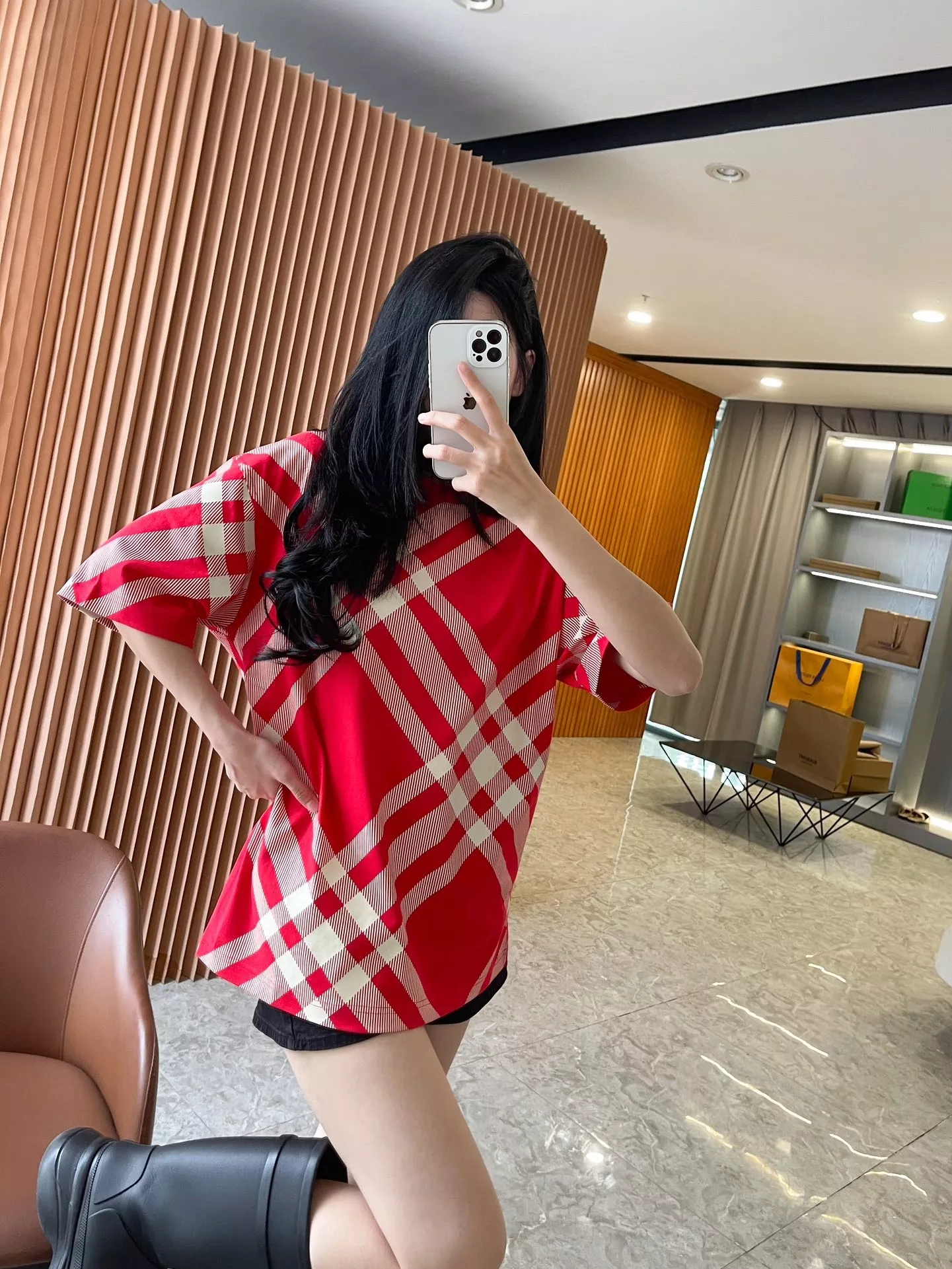 버버리 체크 코튼 라운드넥 반소매 티셔츠 상세 이미지 57