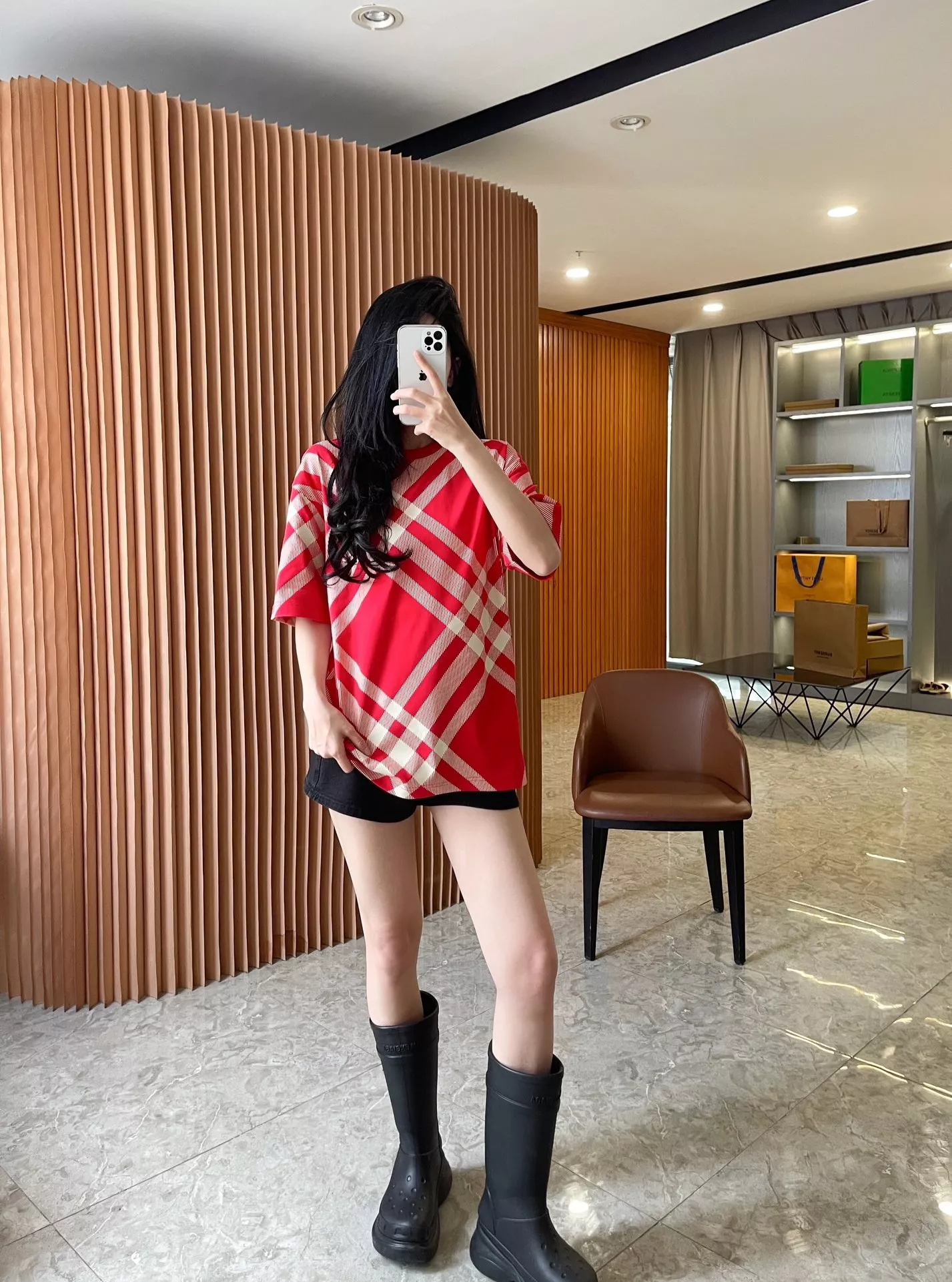 버버리 체크 코튼 라운드넥 반소매 티셔츠 상세 이미지 52
